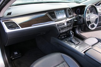 2014 Hyundai Genesis - Thumbnail