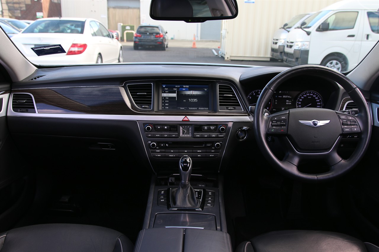 2014 Hyundai Genesis