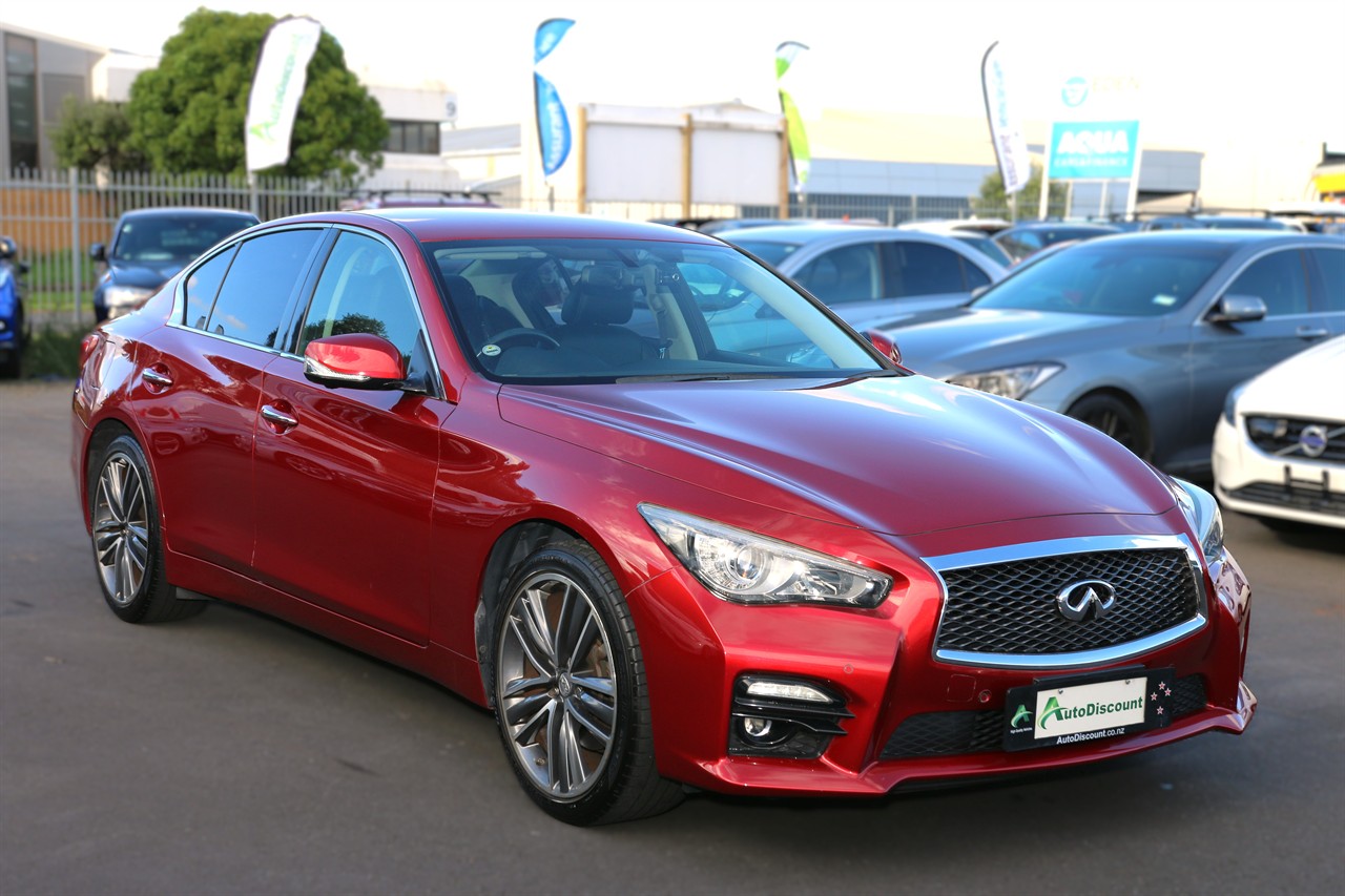 2014 Nissan Skyline