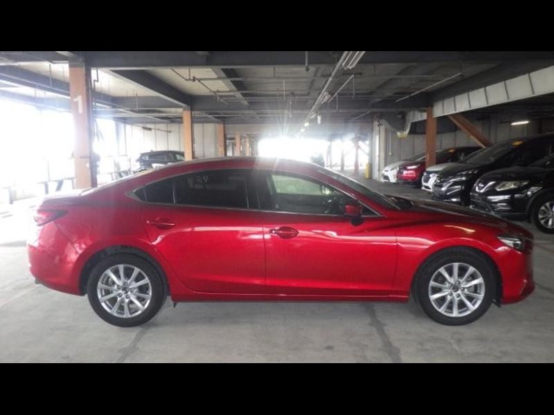 2017 Mazda Atenza