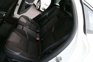 2015 Volvo V40 - Thumbnail