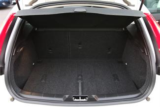 2015 Volvo V40 - Thumbnail