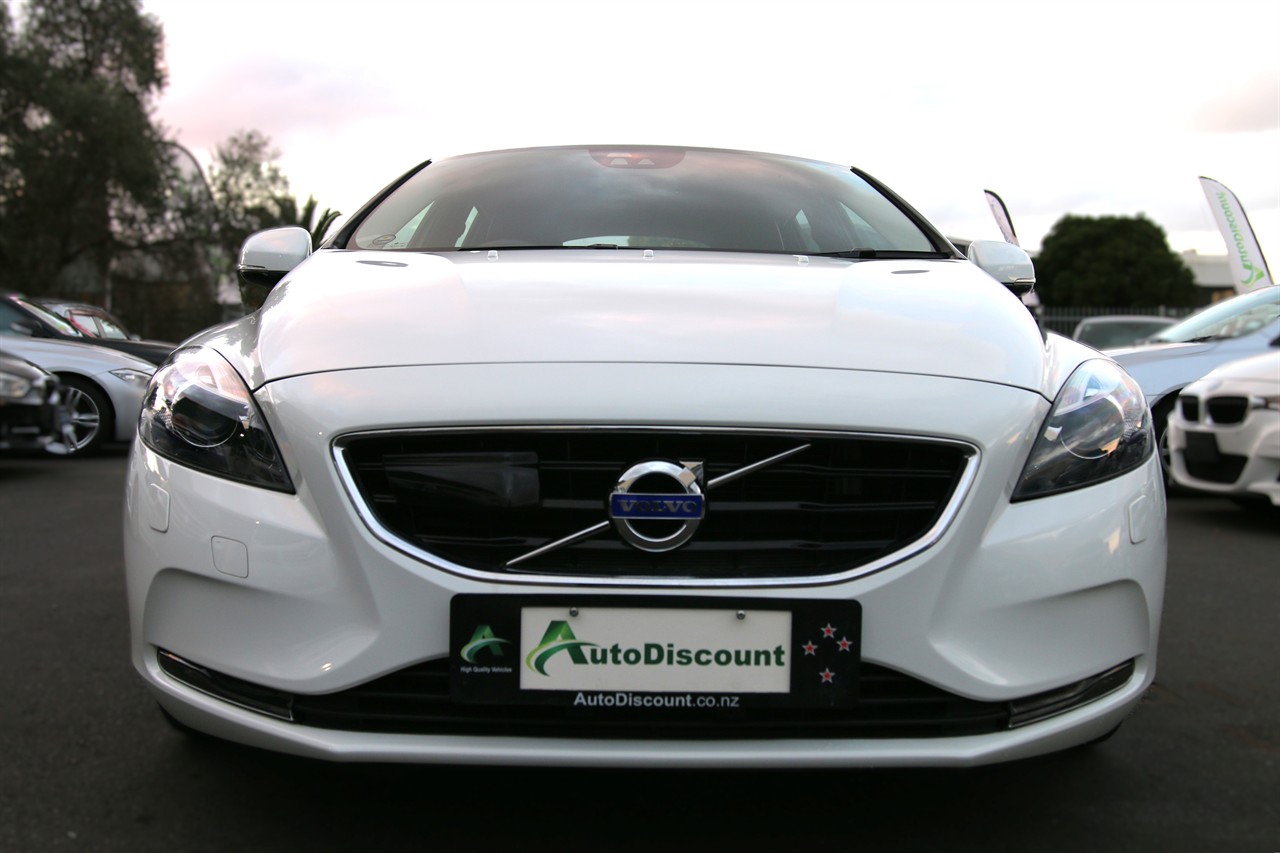 2015 Volvo V40