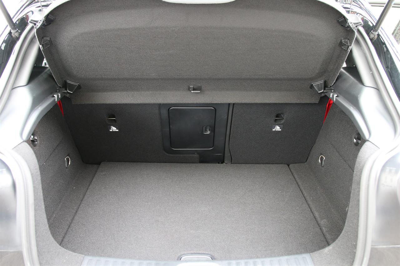 2014 Mercedes-Benz A250