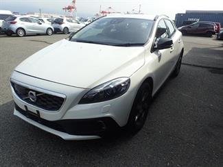 2013 Volvo V40 - Thumbnail
