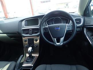 2013 Volvo V40 - Thumbnail