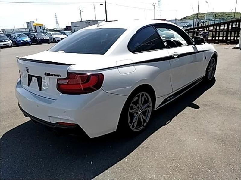 2015 BMW M235i
