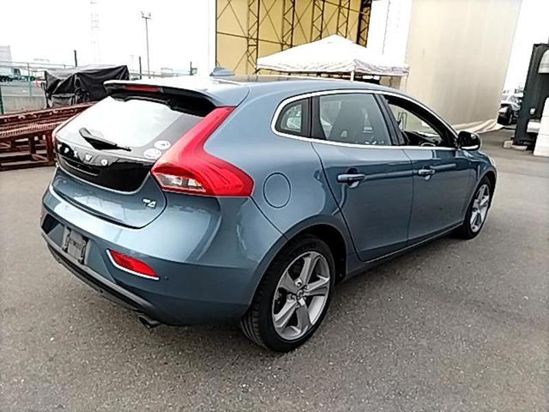 2013 Volvo V40