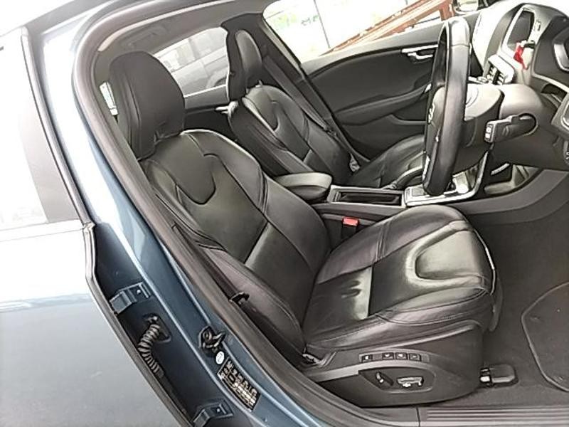 2013 Volvo V40