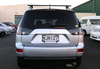 2007 Mitsubishi Outlander - Thumbnail