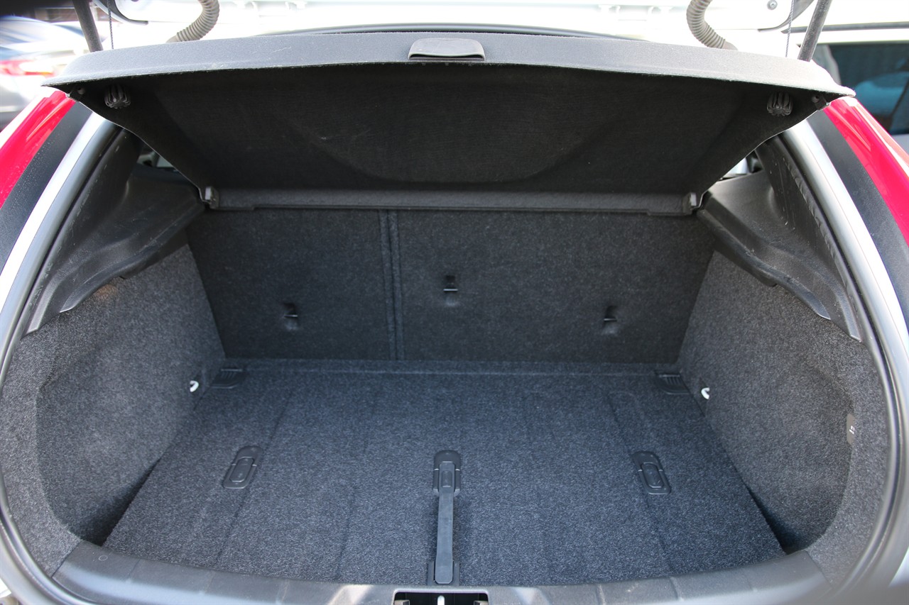 2014 Volvo V40