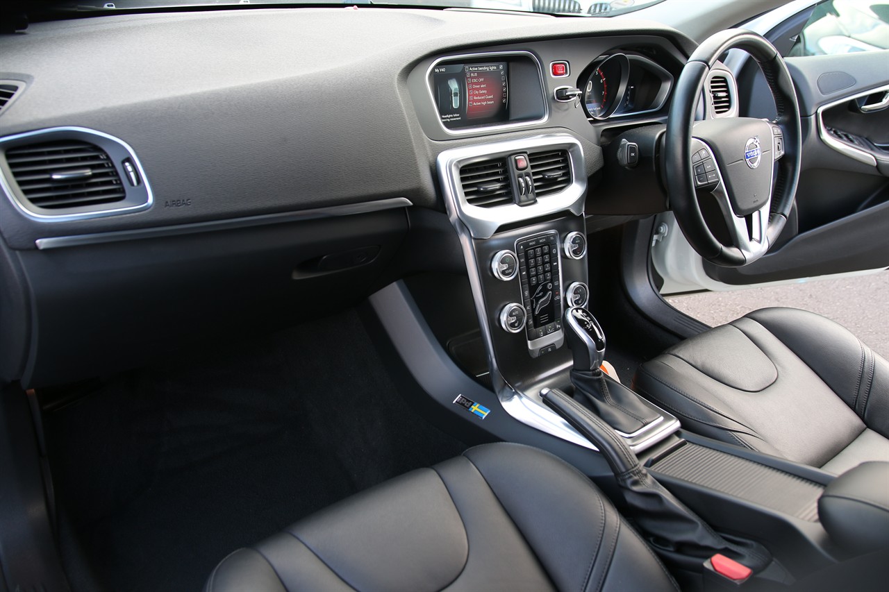2014 Volvo V40