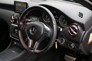 2014 Mercedes-Benz A250 - Thumbnail