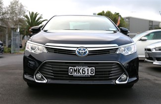 2015 Toyota Camry - Thumbnail