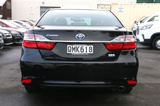 2015 Toyota Camry - Thumbnail
