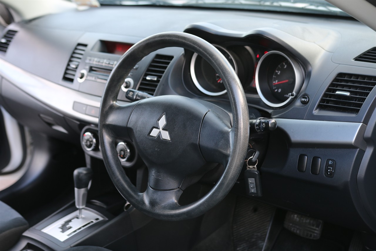 2010 Mitsubishi Galant