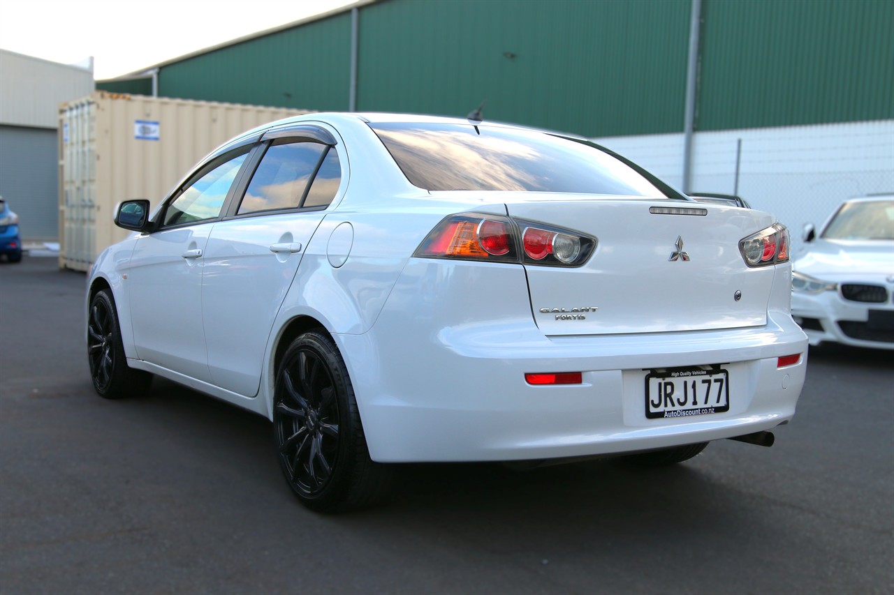 2010 Mitsubishi Galant
