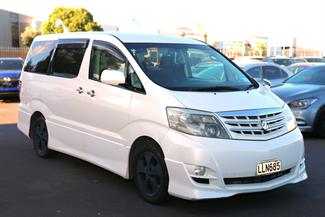 2005 Toyota Alphard - Thumbnail