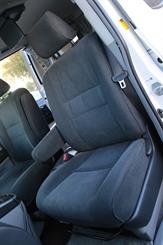 2005 Toyota Alphard - Thumbnail