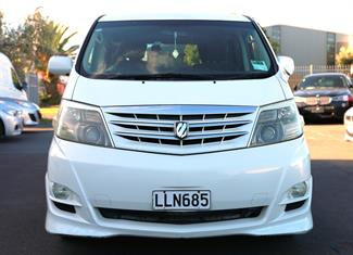 2005 Toyota Alphard - Thumbnail