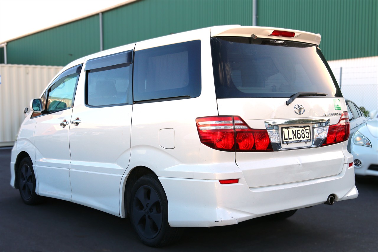 2005 Toyota Alphard