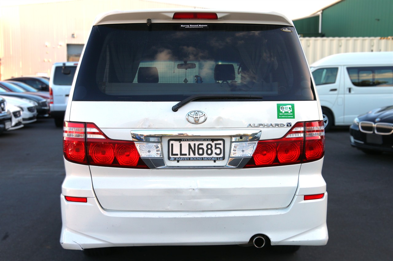 2005 Toyota Alphard