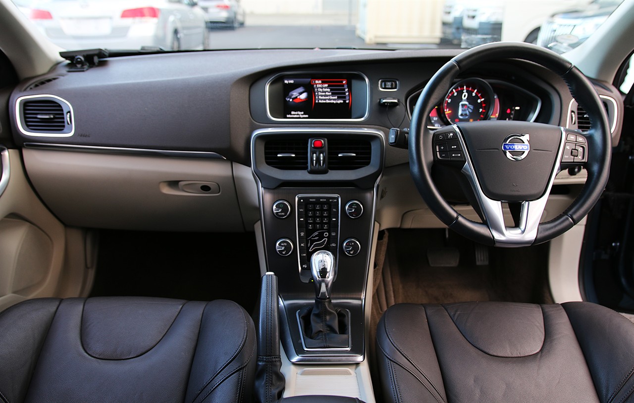 2013 Volvo V40