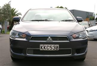 2008 Mitsubishi Galant - Thumbnail
