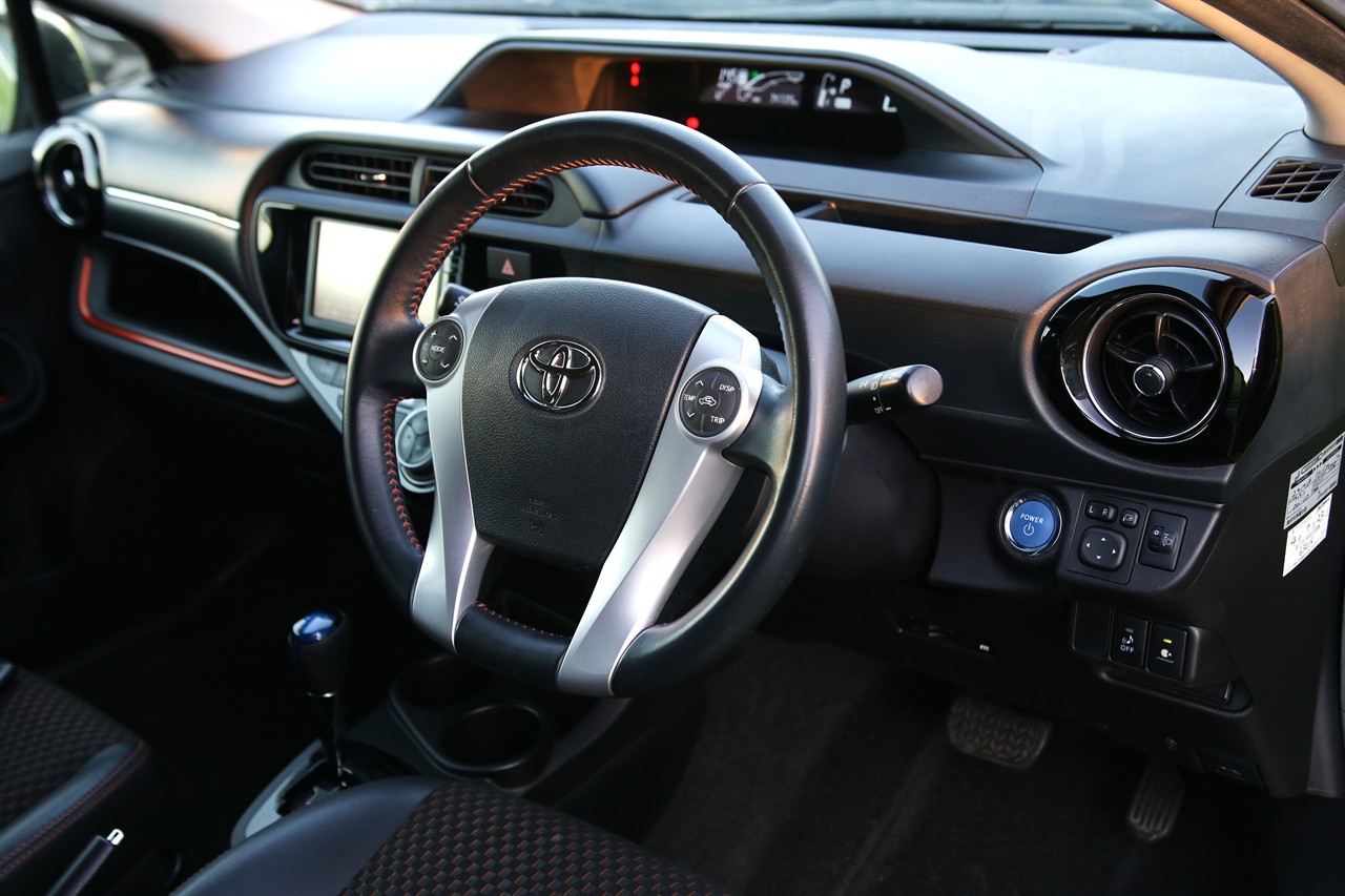 2015 Toyota Aqua