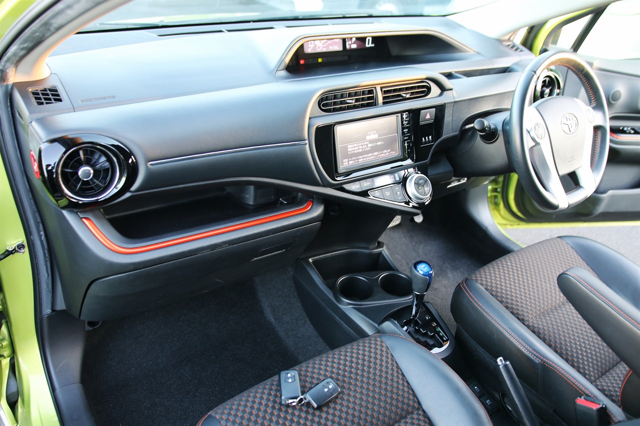 2015 Toyota Aqua
