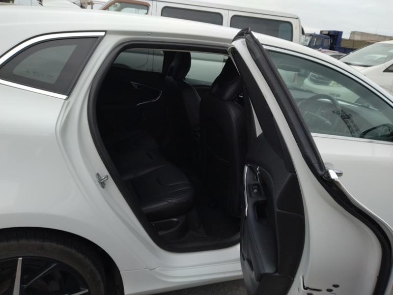 2014 Volvo V40