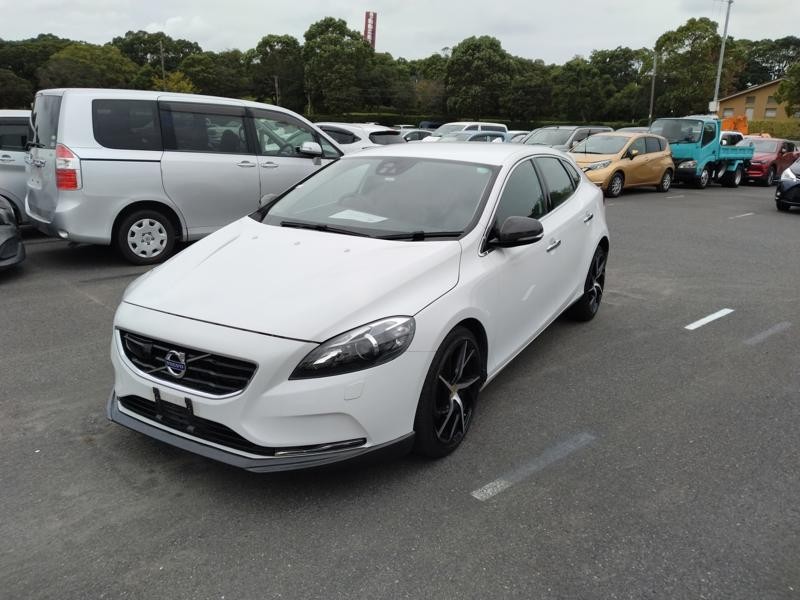 2014 Volvo V40