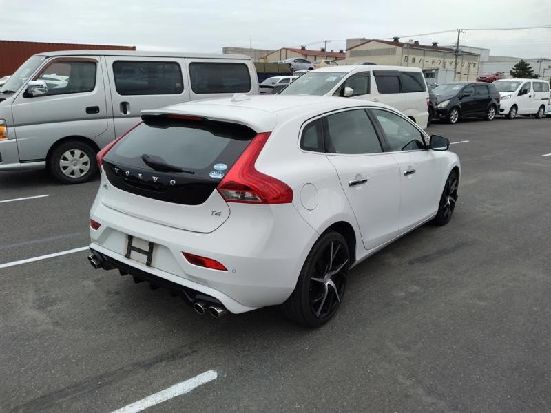 2014 Volvo V40