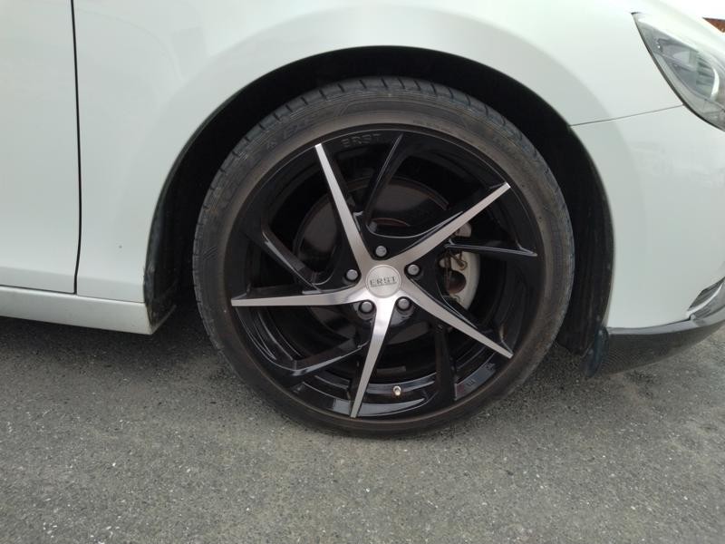 2014 Volvo V40
