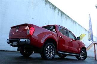 2020 Nissan Navara - Thumbnail