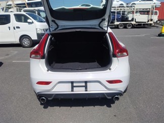 2013 Volvo V40 - Thumbnail