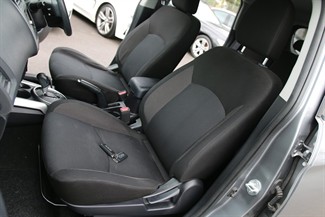 2010 Mitsubishi RVR - Thumbnail