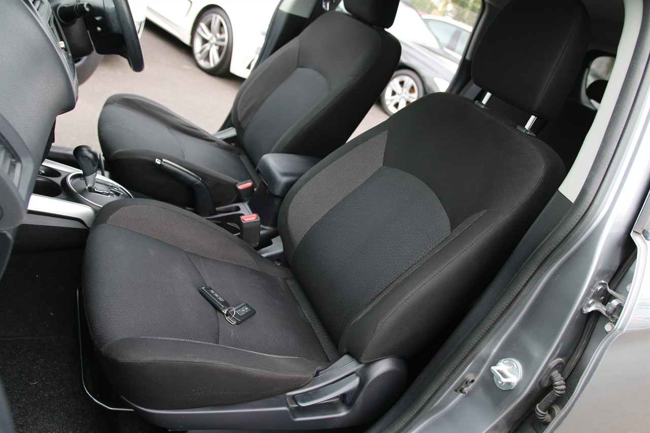2010 Mitsubishi RVR