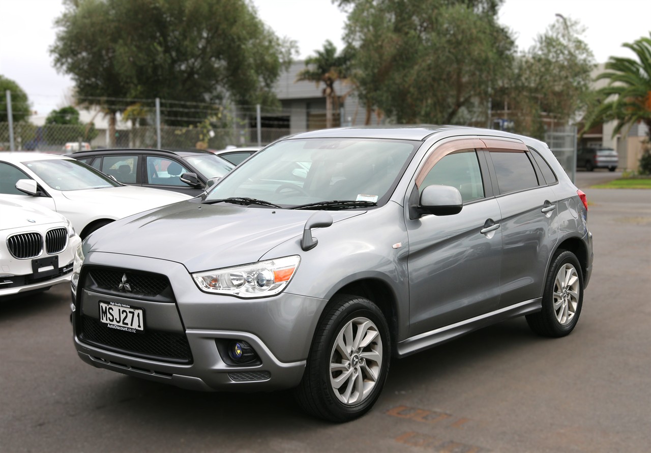 2010 Mitsubishi RVR