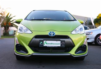 2015 Toyota Aqua - Thumbnail