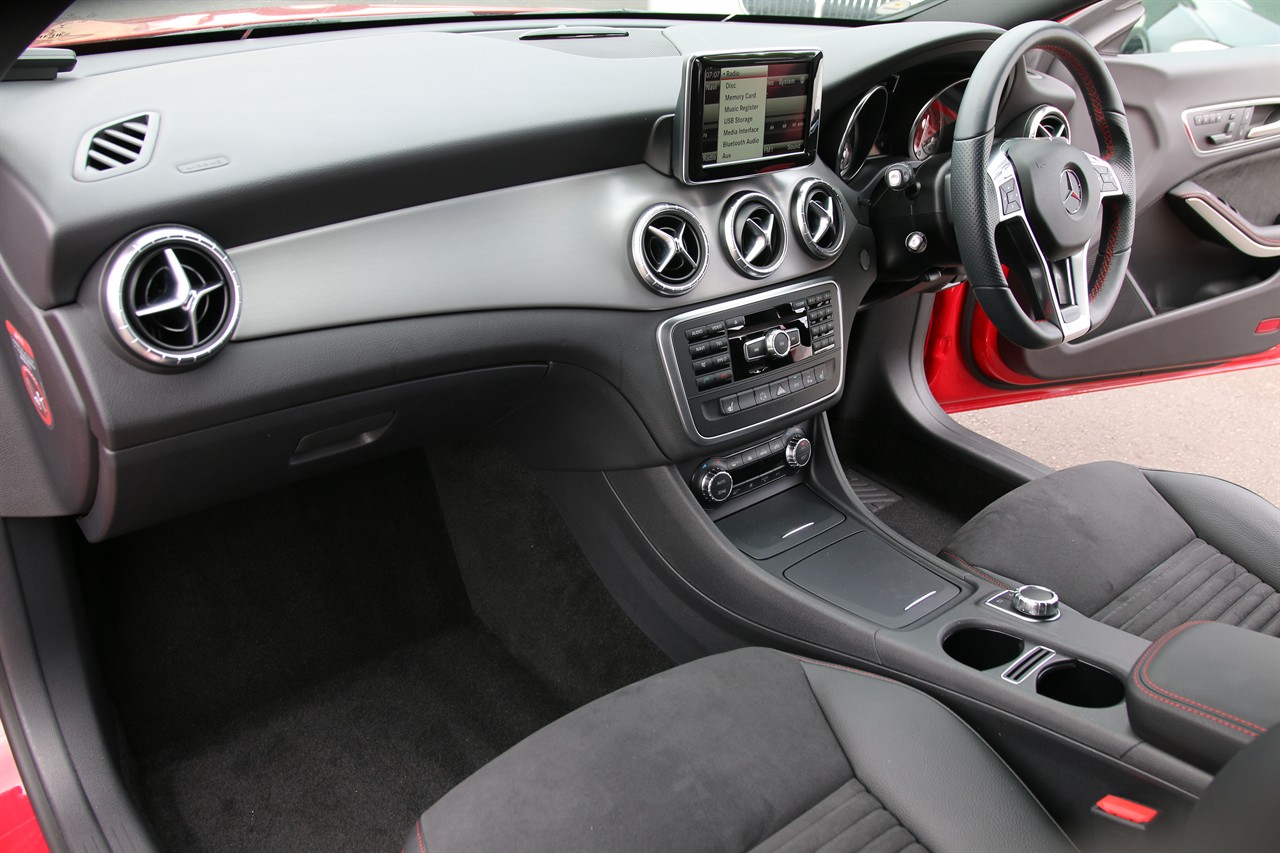 2014 Mercedes-Benz CLA250