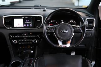 2019 Kia Sportage - Thumbnail