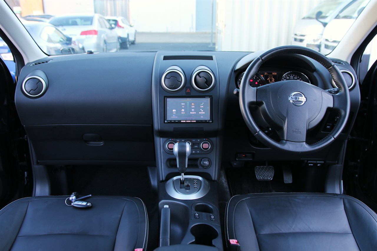 2013 Nissan Dualis