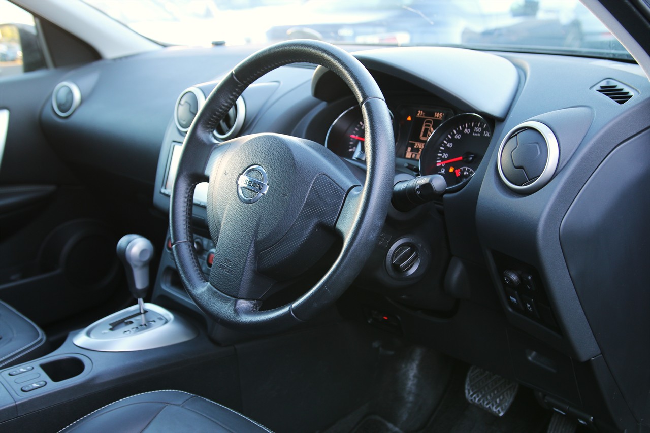 2013 Nissan Dualis