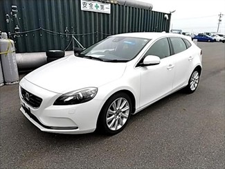 2014 Volvo V40 - Thumbnail