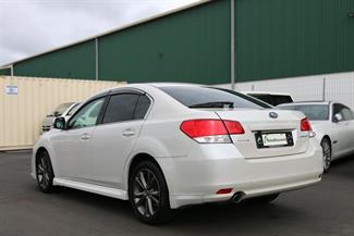 2014 Subaru Legacy - Thumbnail