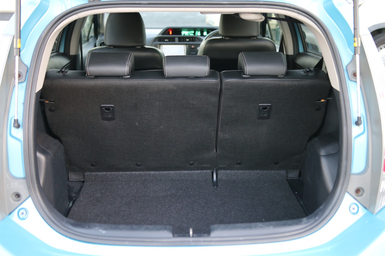 2013 Toyota Aqua