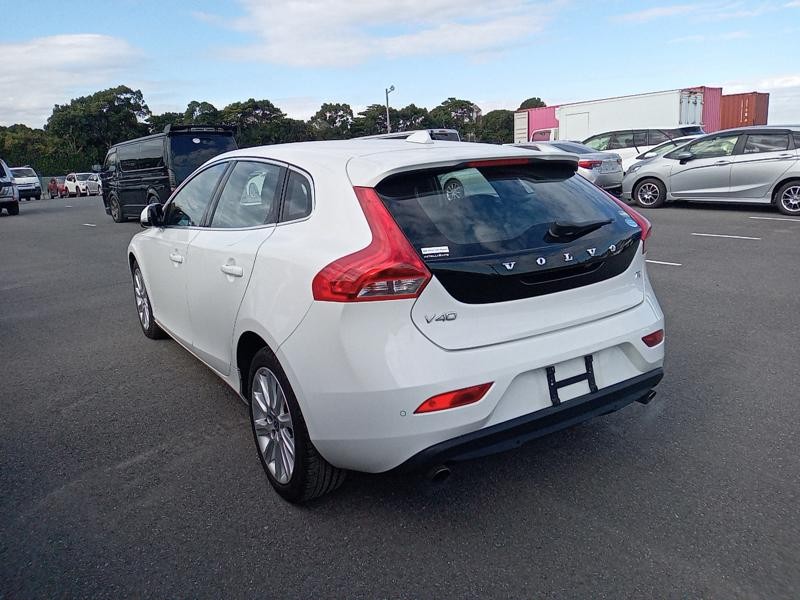 2015 Volvo V40