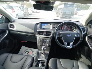 2015 Volvo V40 - Thumbnail