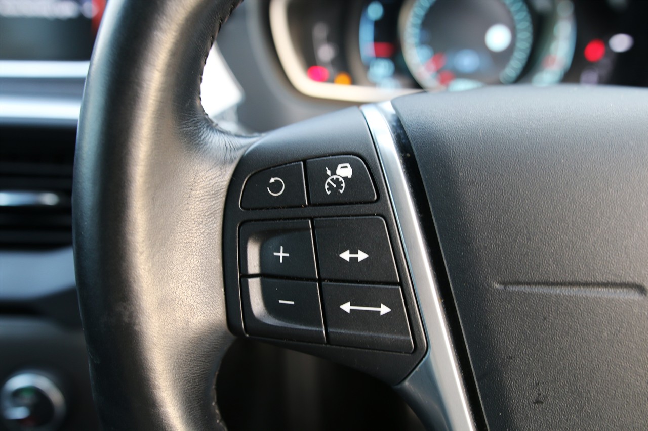2014 Volvo V40